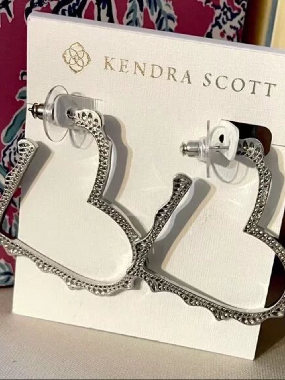 Kendra Scott Stud Earrings - Picture 3 of 7